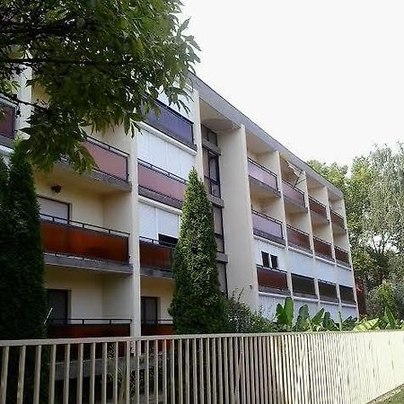 Gyoengyvirag Ueduelo - Mario Apartman Harkány Kamer foto