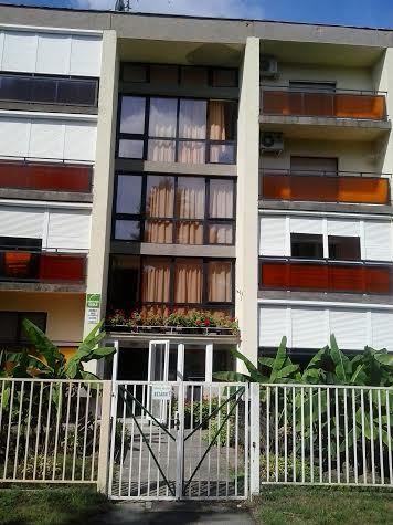 Gyoengyvirag Ueduelo - Mario Apartman Harkány Kamer foto